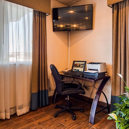 Best Western Ottawa Inn エクステリア 写真