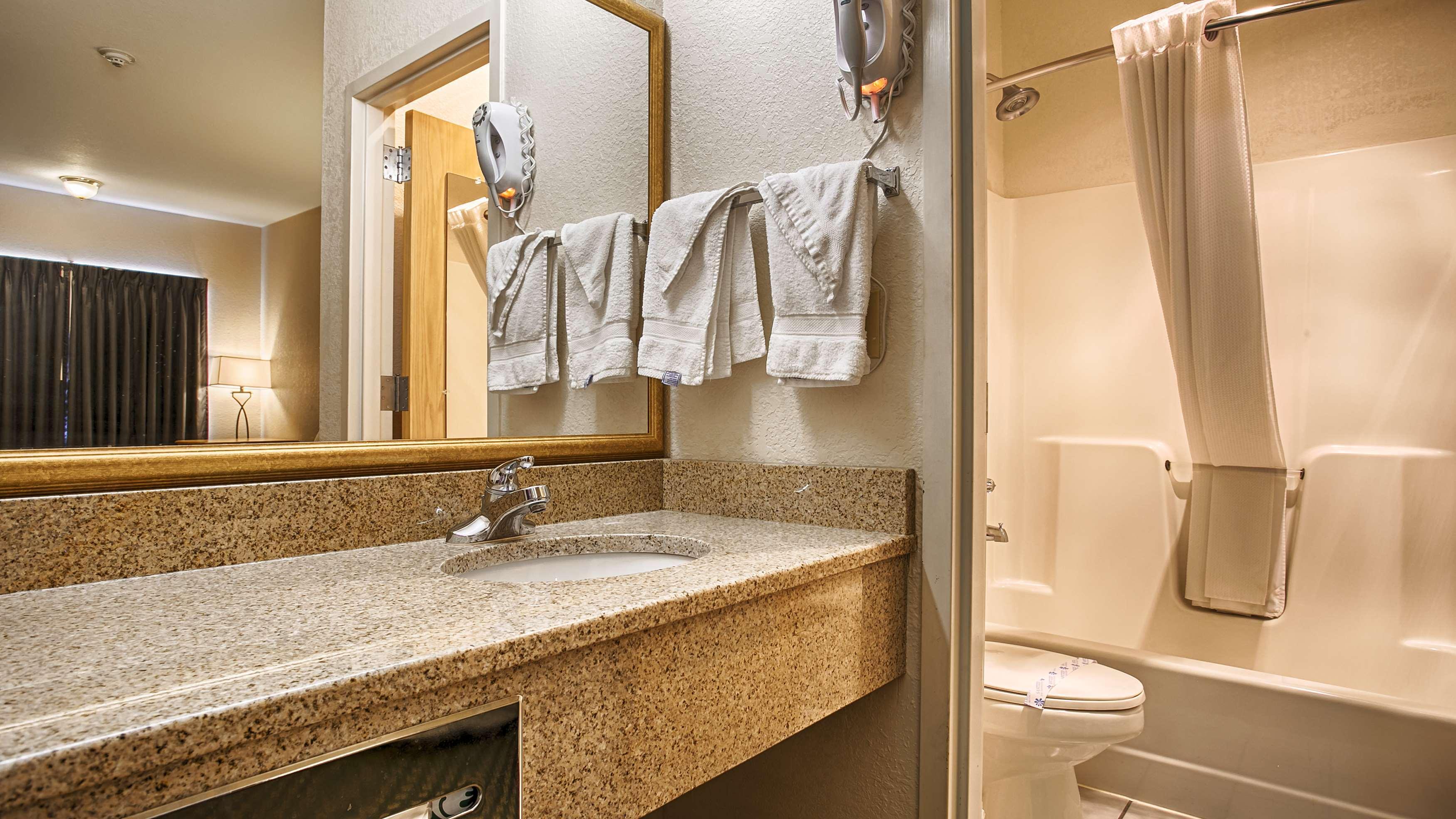 Best Western Ottawa Inn エクステリア 写真