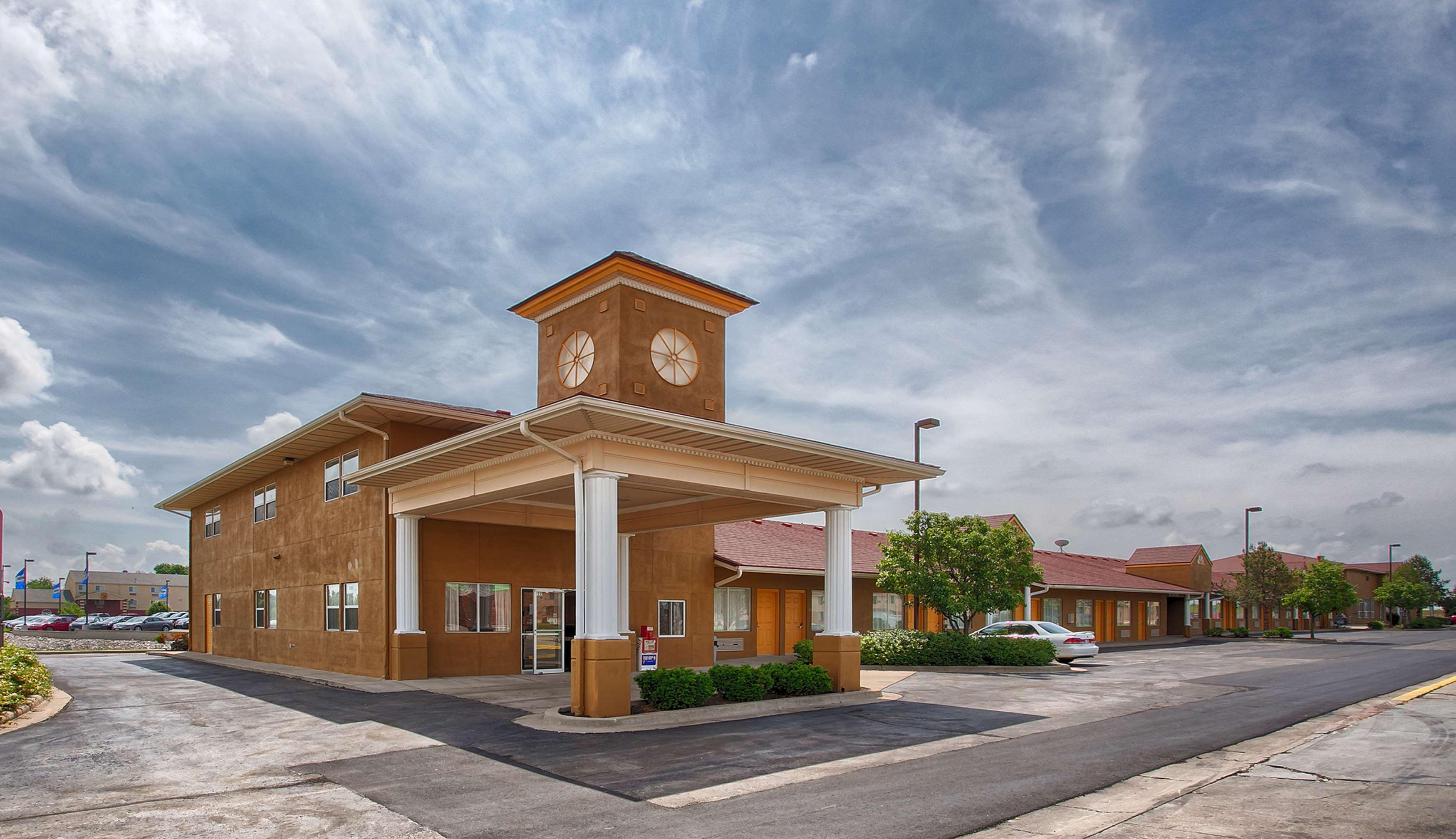 Best Western Ottawa Inn エクステリア 写真